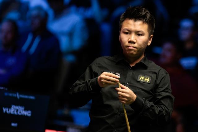 冠得主马克, 此前曾经三 冠得主马克, 此前曾经三